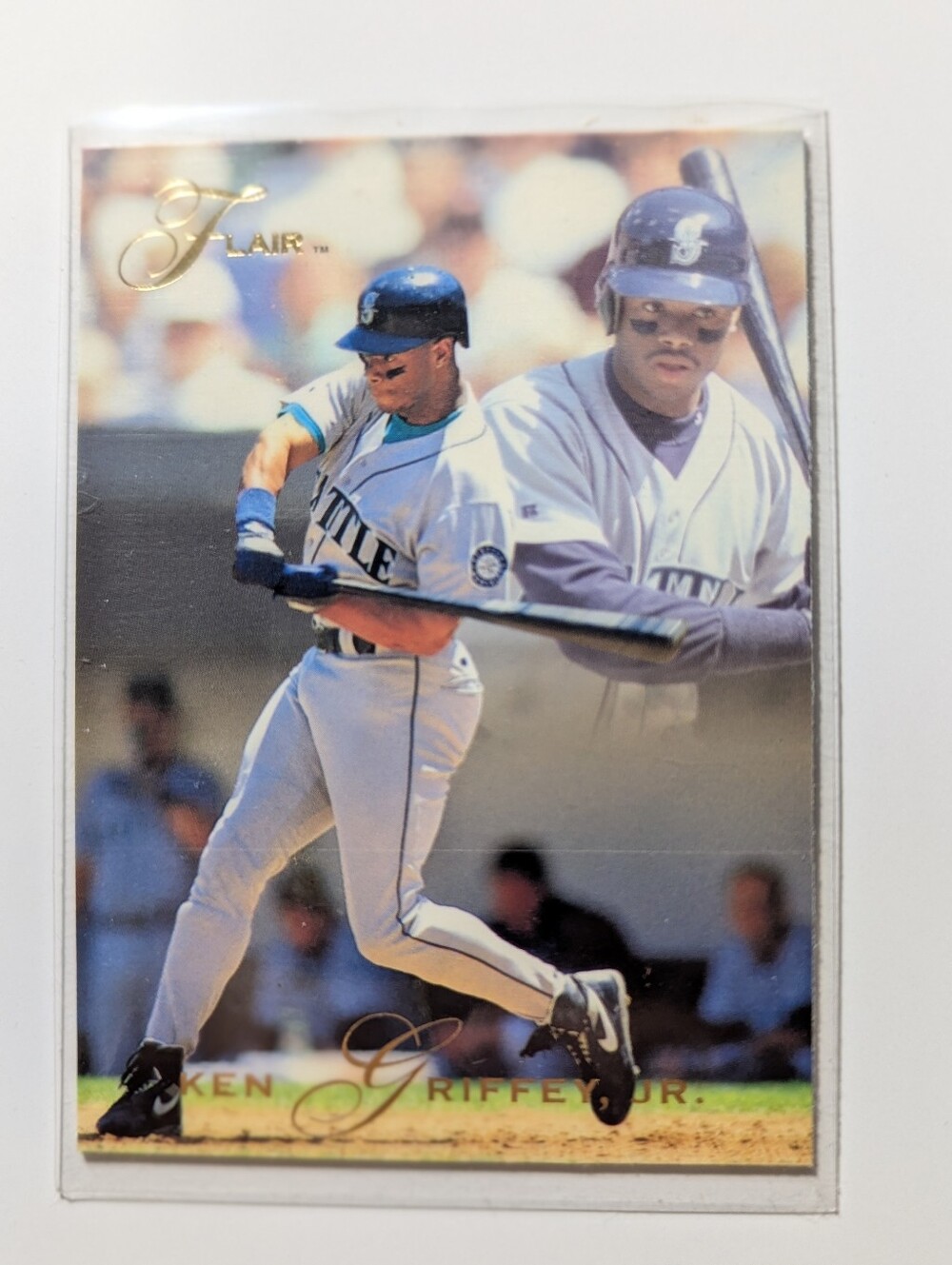 BASEBALL CARD UPPER DECK FLEER FLAIR SEATTLE MARINERS KEN GRIFFEY, JR. HITTING